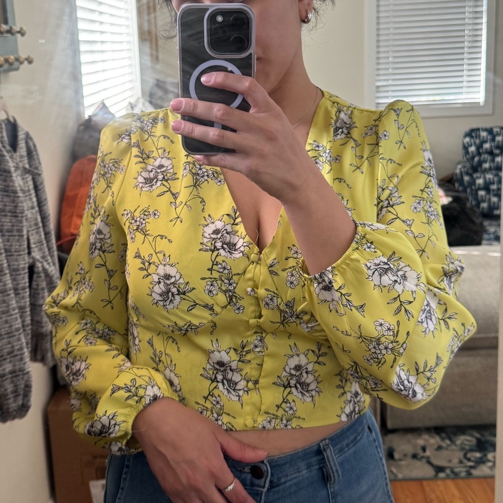 Chic Floral Yellow Blouse